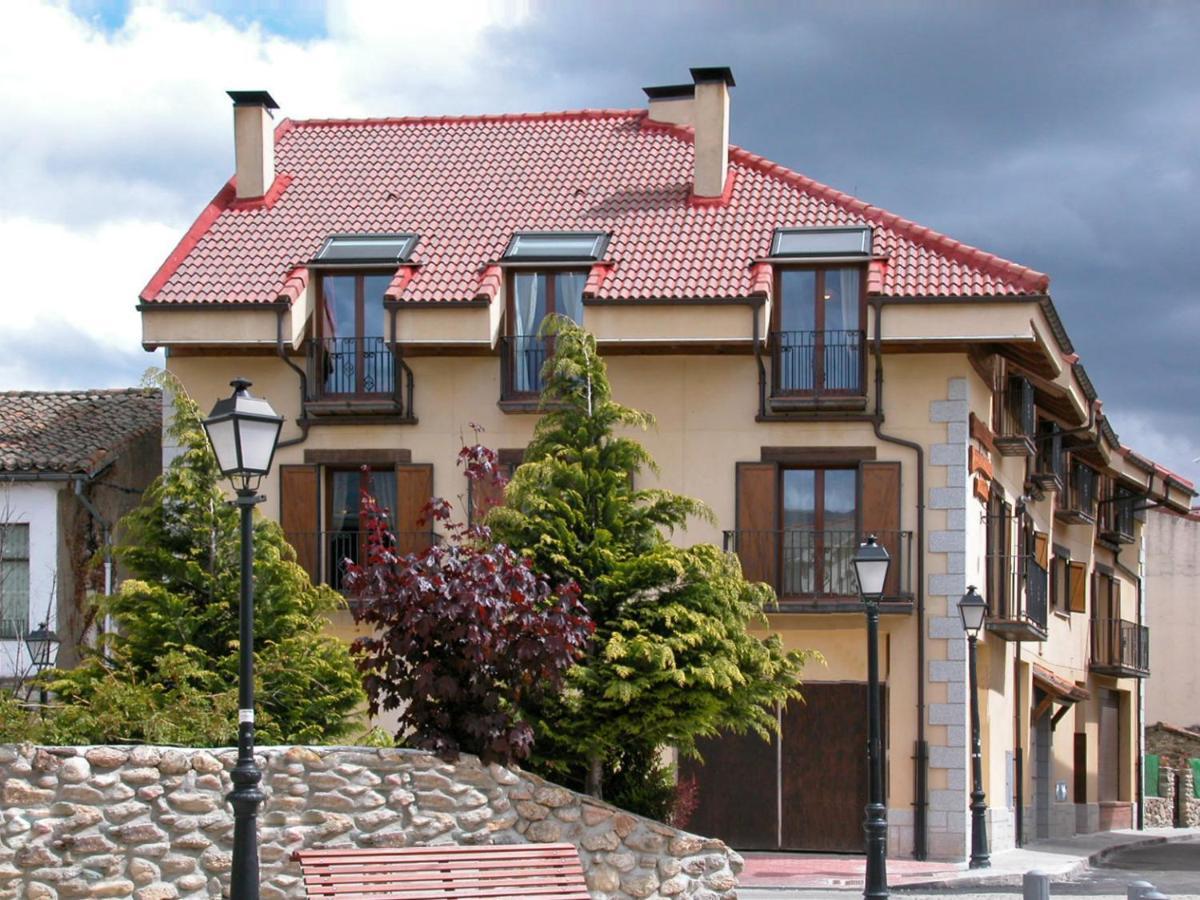 Casas Rurales Valle De El Paular 라스카프리아 객실 사진