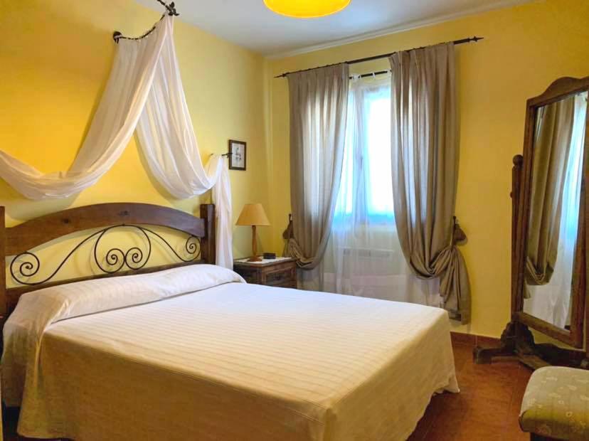Casas Rurales Valle De El Paular 라스카프리아 외부 사진