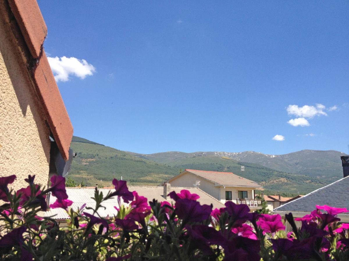 Casas Rurales Valle De El Paular 라스카프리아 외부 사진
